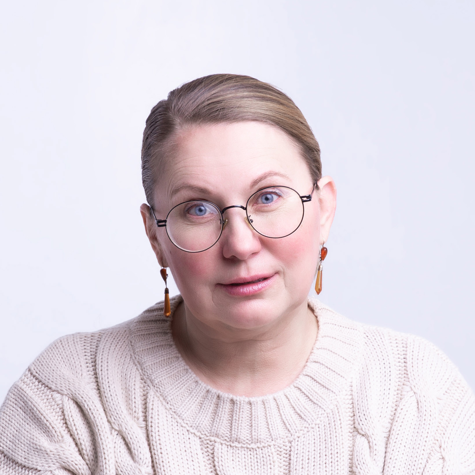 Константинова